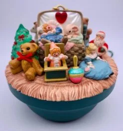 1995 Victorian Toy Box - Light,Sound,Motion