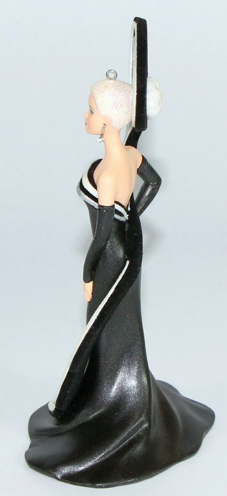 2004 Barbie 45th Anniversary - With Lighted Stand - Image 5