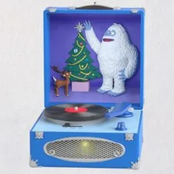 2019 Holly Jolly Christmas, Rudolph The Red Nosed Reindeer - *MUSIC & LIGHT