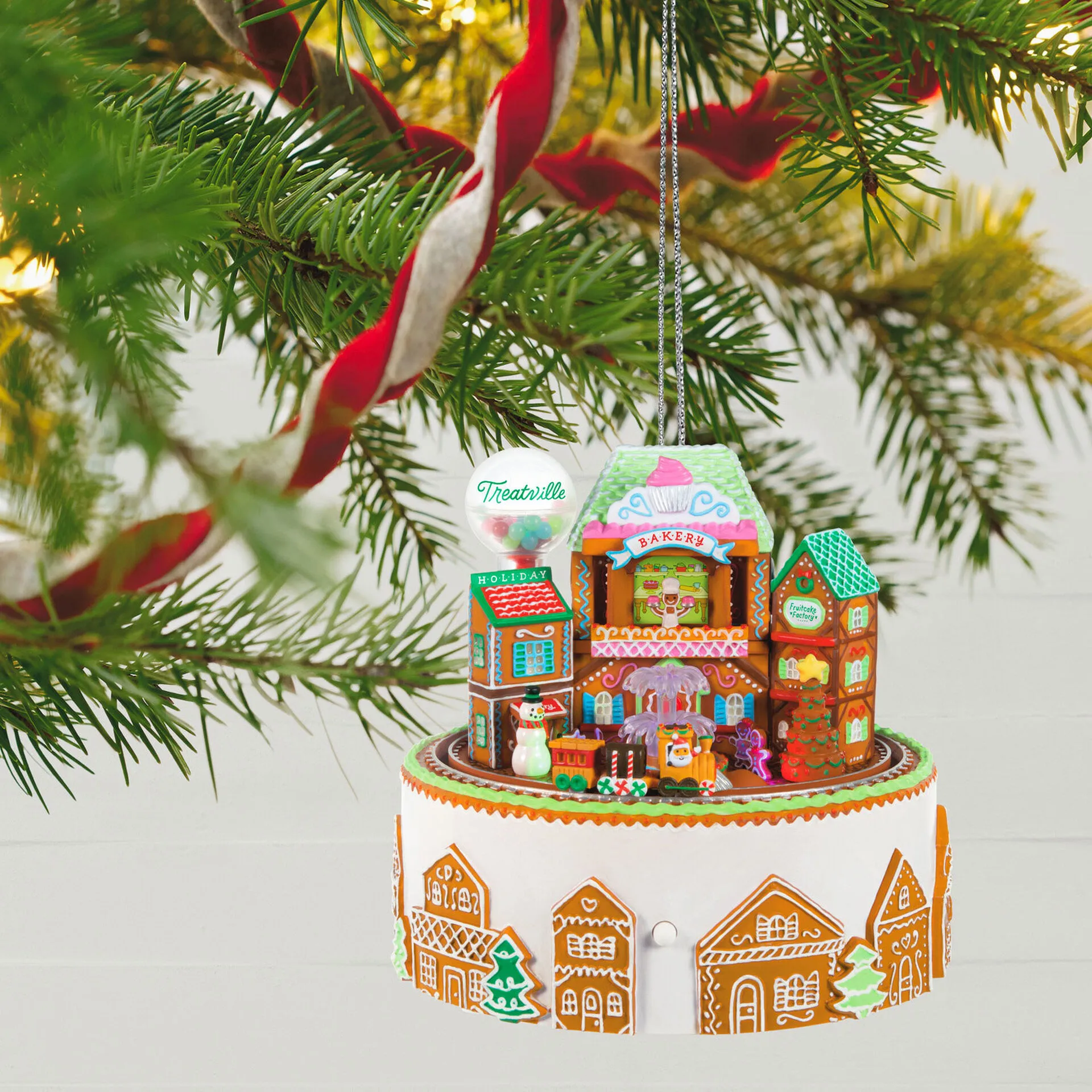 2023 Gingerbread Village *LIGHT/MOTION/MUSIC *SHIPS JULY 17 - Image 3