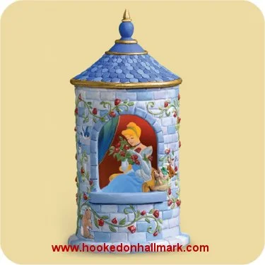 2006 Princess Tower - Rotates To See Different Princesses - Lighted